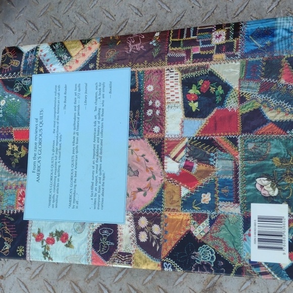 2 for $20😉Quilt Hardcover Book - Picture 2 of 3